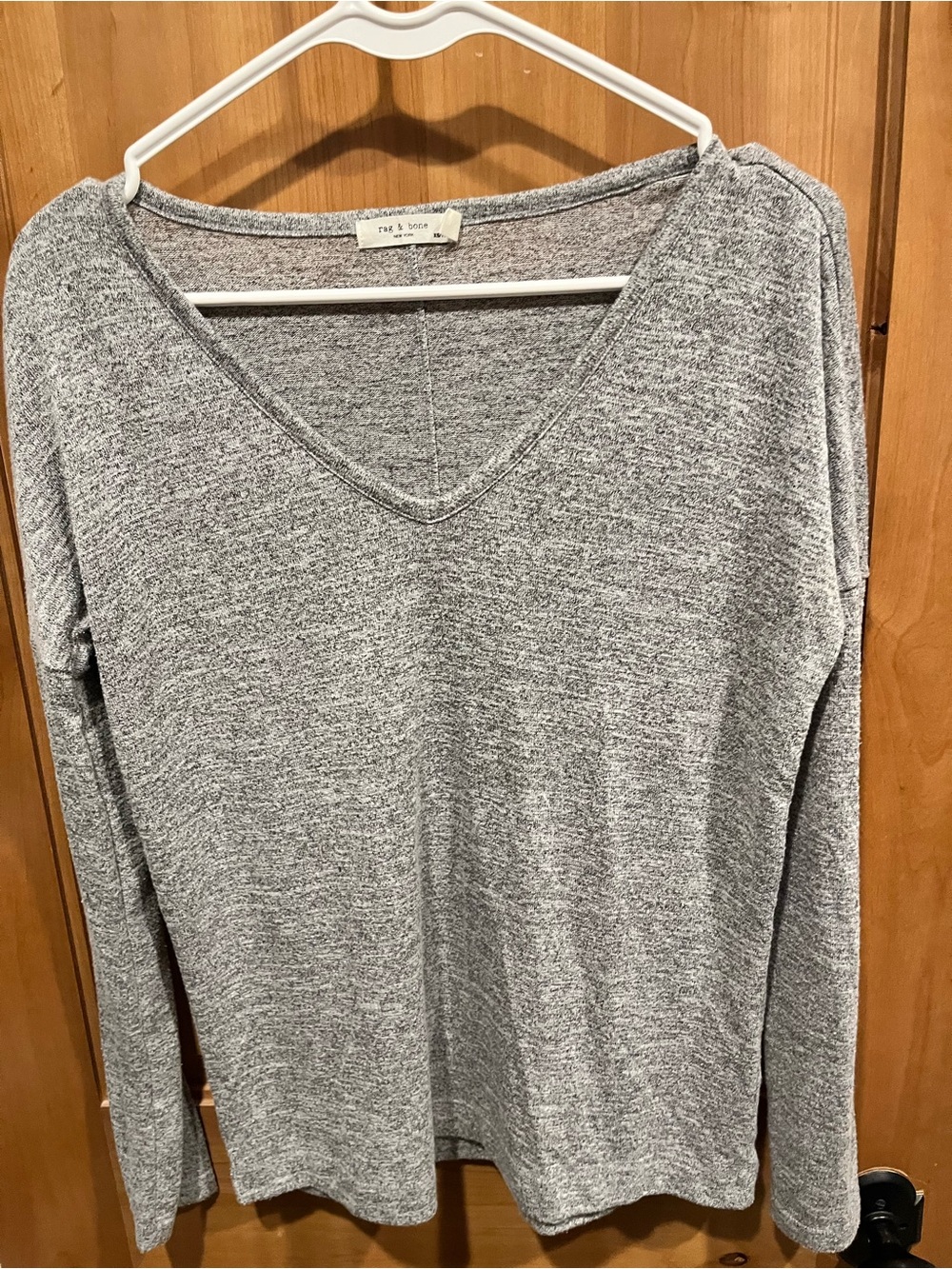 rag & bone Heather Gray V-Neck Long Sleeve Tee